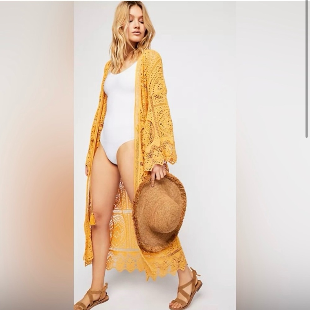 Jens Pirate Booty Crochet Yellow Kimono